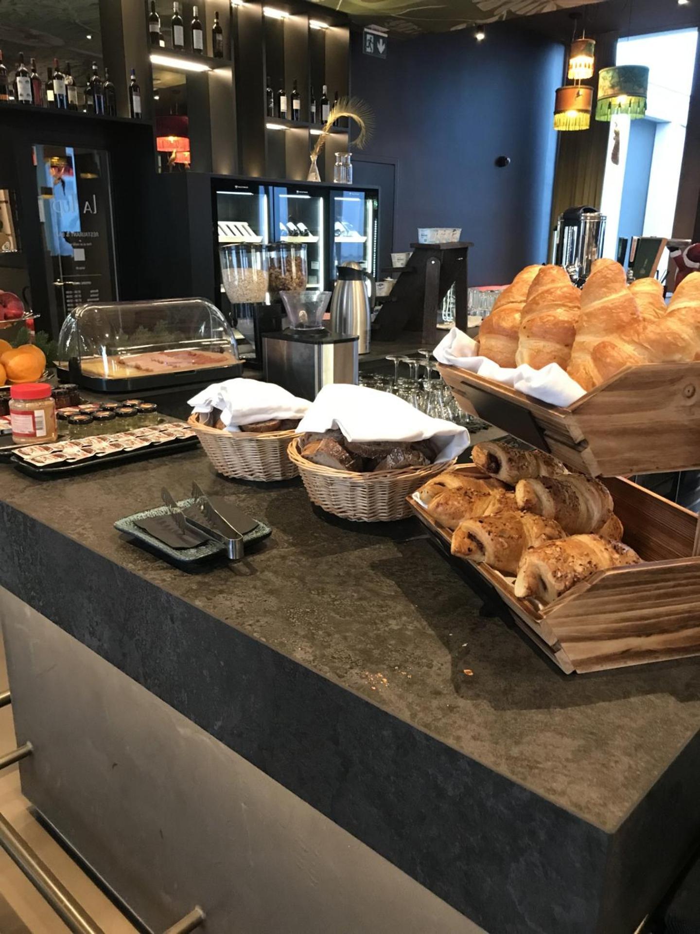 Visionapartments Militaerstrasse - Contactless Check-In Zürich Eksteriør bilde